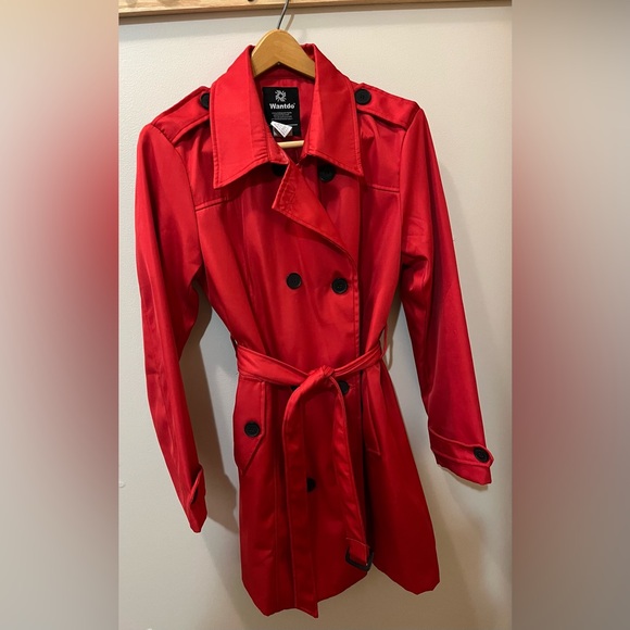 Wantdo Red Jacket - Picture 1 of 3